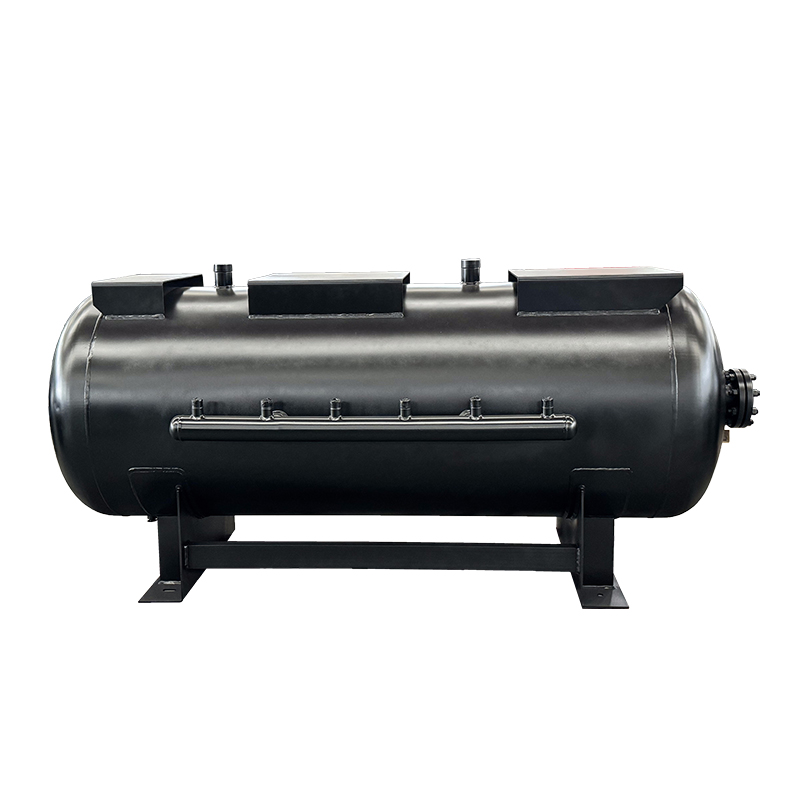 Horizontal storage tank
